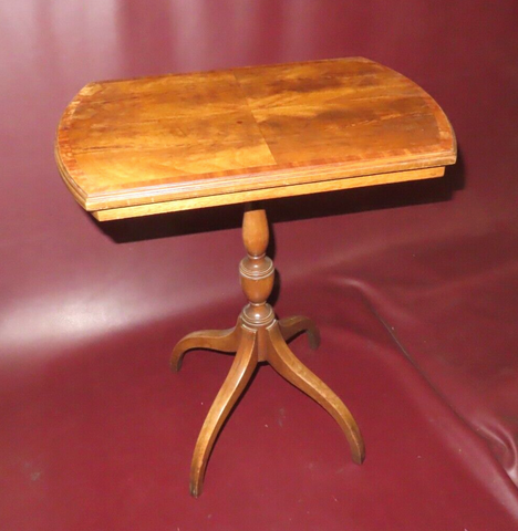 Antique Small Crotch-Cut Mahogany 4-Legged Pedestal Base Occasional End Table