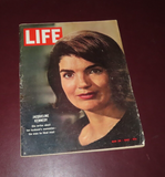Vintage May 29 1964 LIFE Magazine 'Jacqueline Kennedy - Mementos JFK Liked Most'