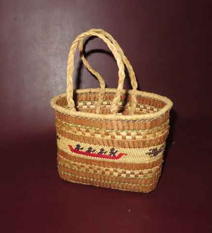 Vintage Small Makah Tribal Native American Woven Cedar Basket w/ Canoe Decor