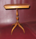 Antique Small Crotch-Cut Mahogany 4-Legged Pedestal Base Occasional End Table