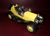 Vintage 1970s Jim Beam Yellow 1914 Stutz Bearcat Classic Car Whiskey Decanter