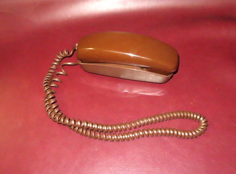 Vintage Western Electric Model TML-R 5-80 AD3 Brown Rotary Desktop Telephone