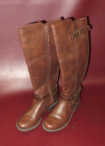 Ladies' "G by Guess" Brown Leather Knee-High Zipper Boot - Size 6M