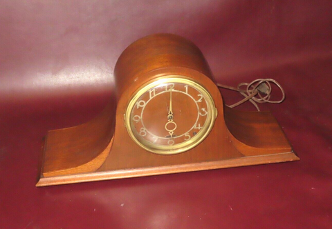 Vintage Seth Thomas Art Deco Wood B1703 Camel Back Electric Mantel Clock - As-Is