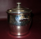 Vintage 8" WM Rogers & Son Paul Revere Glass Lined Silverplate Lidded Ice Bucket